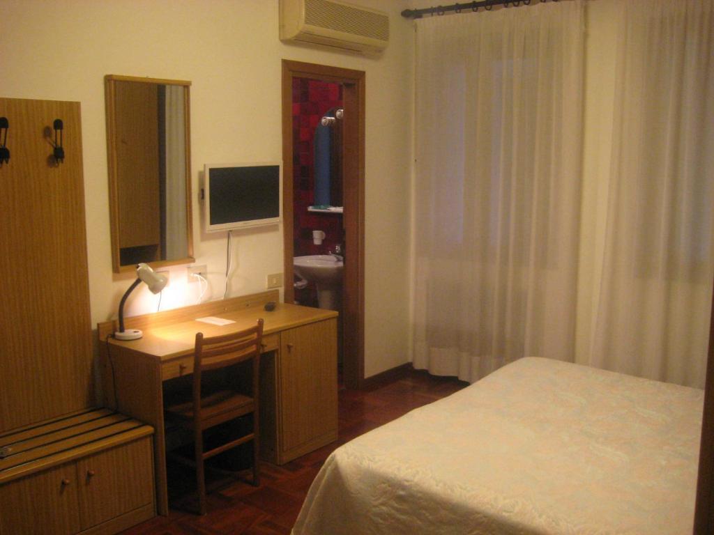 Hotel Ristorante Dotto Varago Room photo